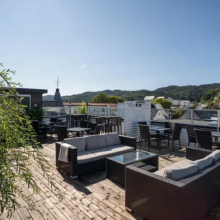 Ξενοδοχείο Grand